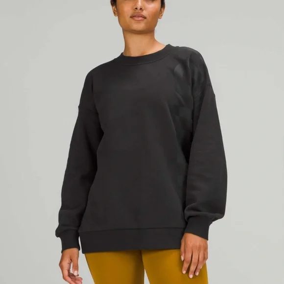 Lululemon Perfectly Oversized Crew *Logo (Black) - Picture 2 of 8